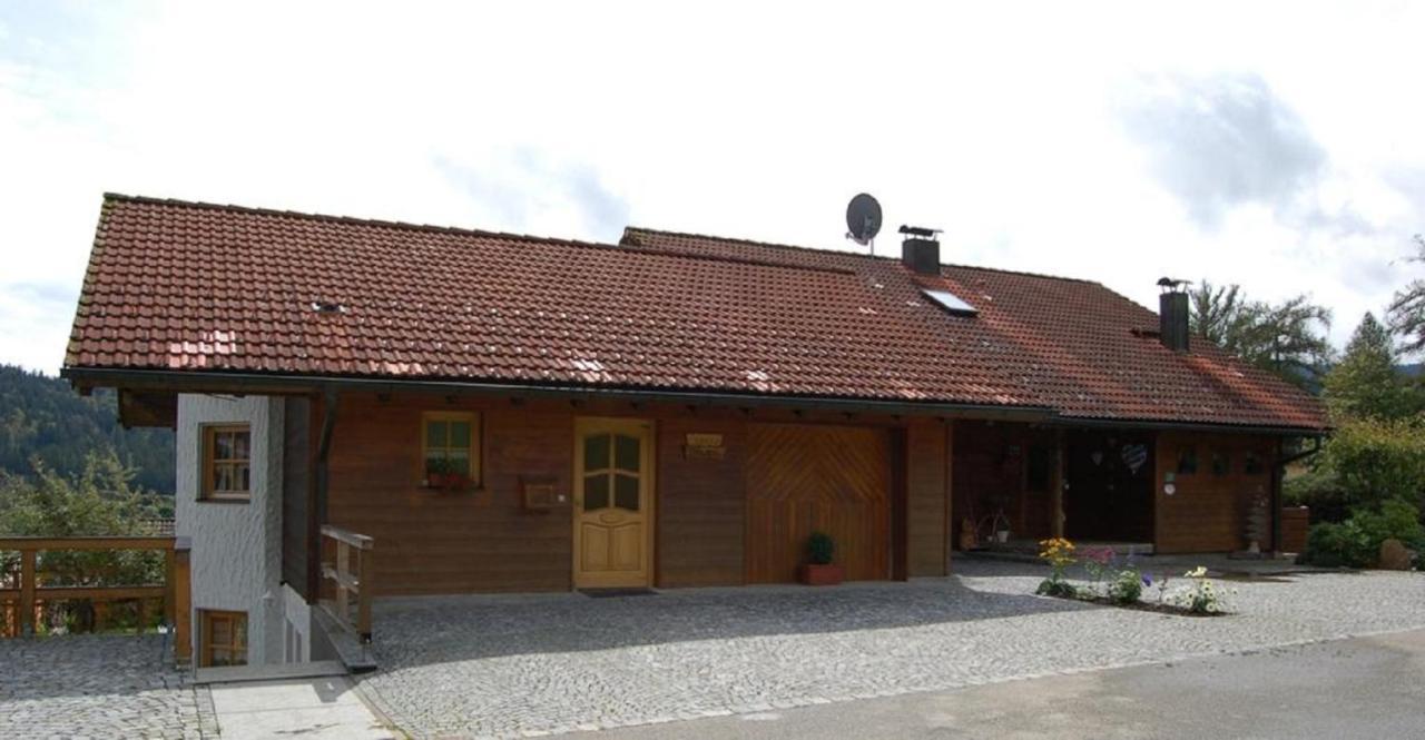 Ferienwohnungen Haus Reineck バイエリッシュ・アイゼンシュタイン エクステリア 写真